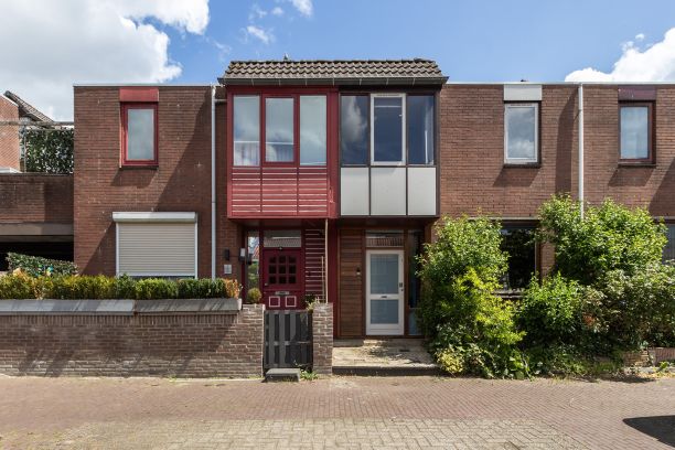 Te koop: Tussenwoning Markstraat 4 , Dordrecht