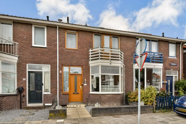 Te koop: Tussenwoning Viottakade 111 , Dordrecht